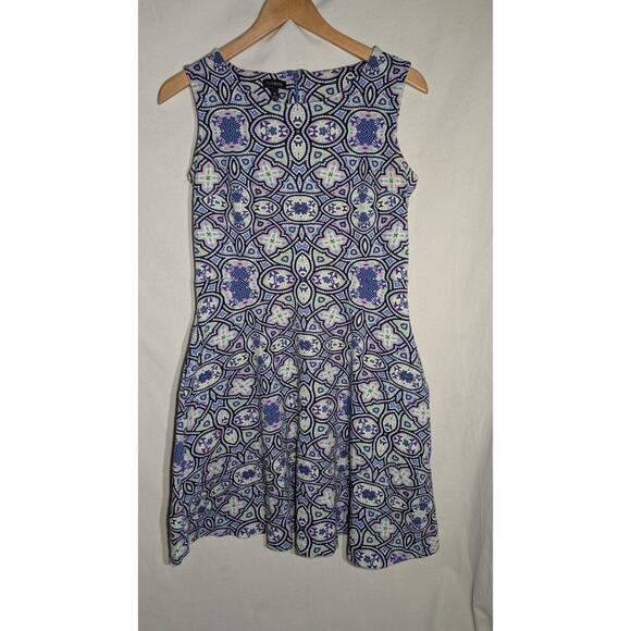 Talbots Womens Edie Knit Dress Size M Blue Medallion Causal Pockets Comfort - Picture 1 of 7